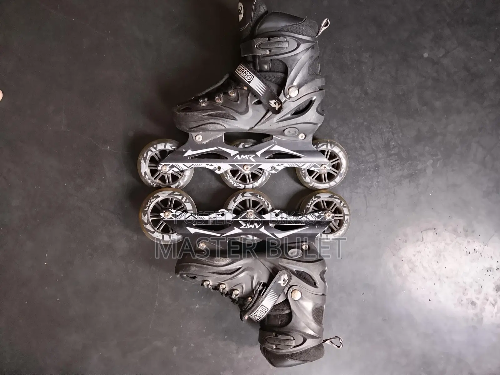 Skating Shoes