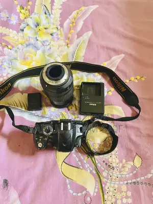 Nikon D3200 18-140 Master Zoom Lens