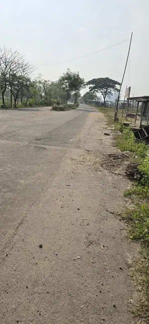 রাজউক পূর্বাচল সেক্টর -৮, সরকারি ক্যাটাগরি ১০০'রোডে কর্ণার প্লট