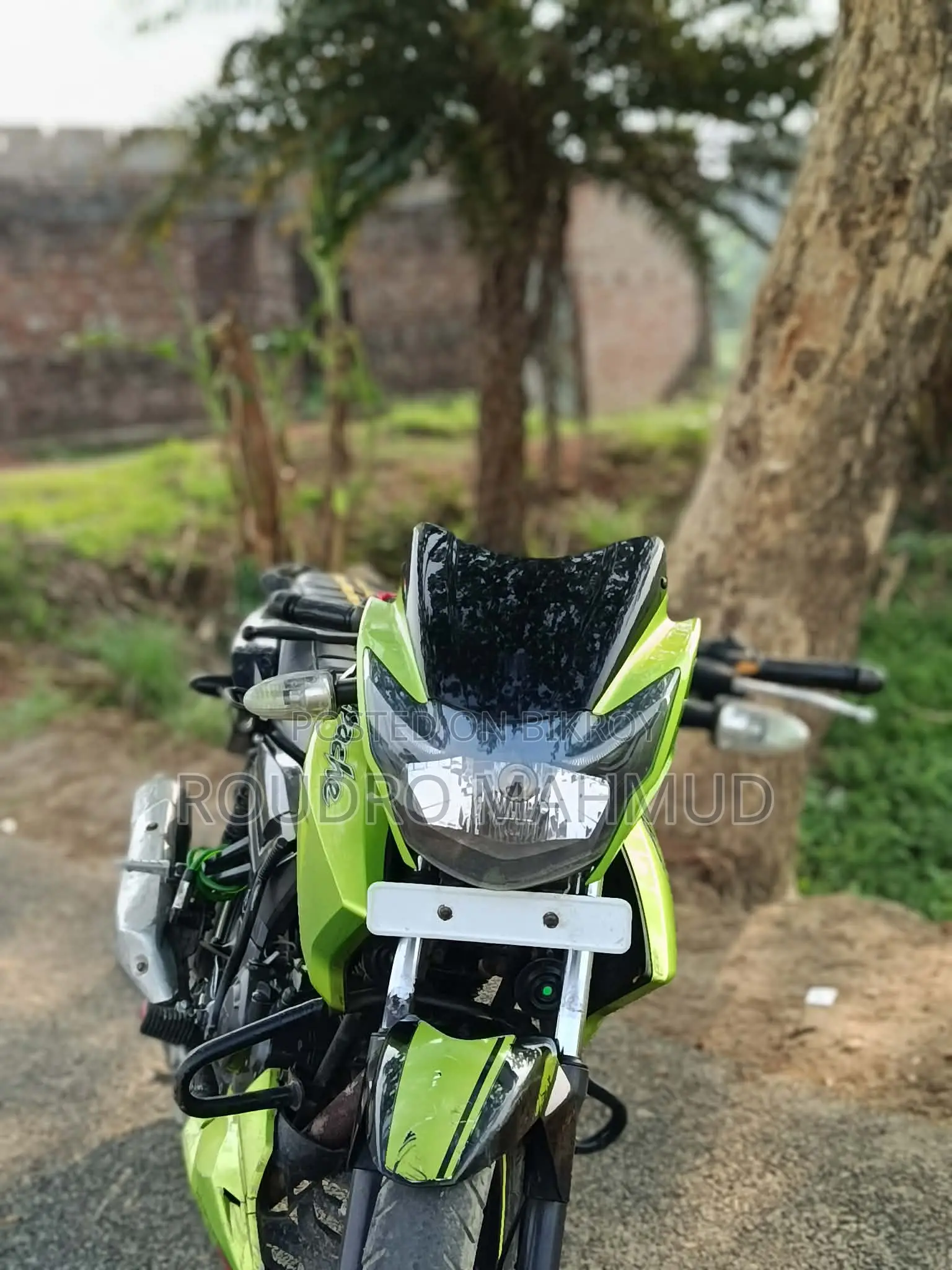 TVS APACHE RTR 150 2016