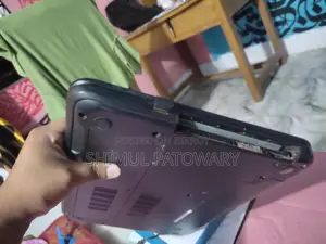 DELL Inspiron 3521