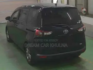 Toyota Sienta HYBRID G QUERO 2021