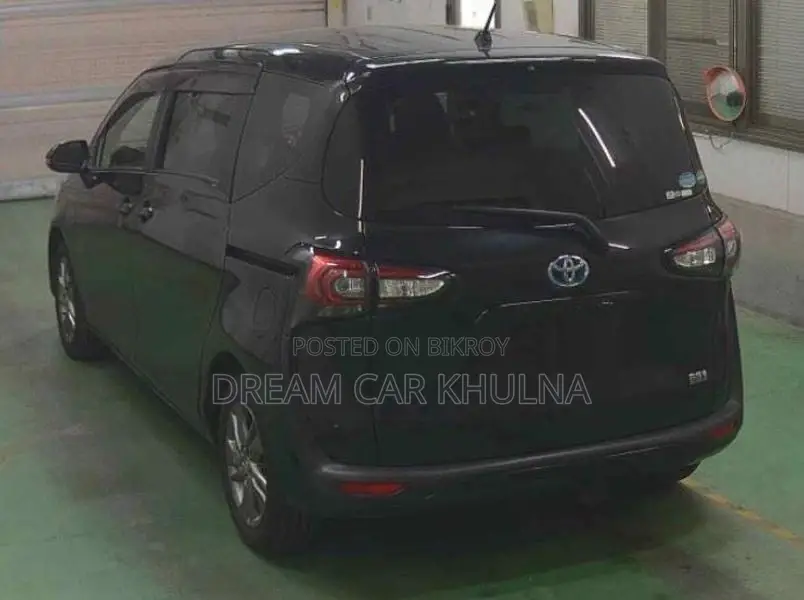 Toyota Sienta HYBRID G QUERO 2021