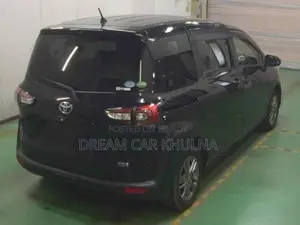 Toyota Sienta HYBRID G QUERO 2021