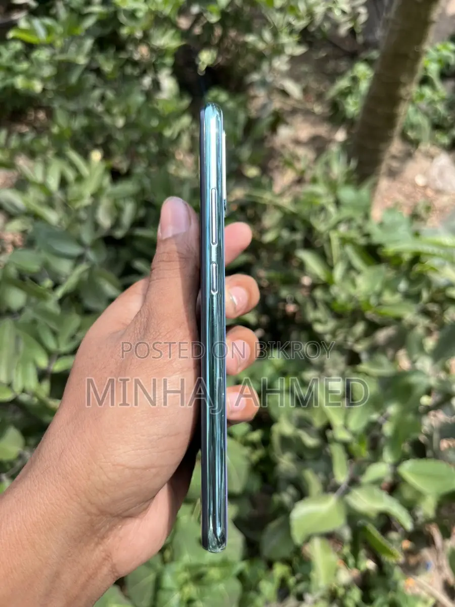 Vivo S1 look like new (Used)