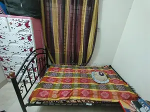 স্টিলের ব্ল্যাক বডি একটি টুইন এক্সএল Twin Xl সাইজের বেড বিক্রয় হবে!