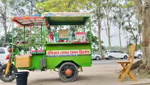ইন্ডিয়ান লেমন সোডা গাড়িসহ মেশিন