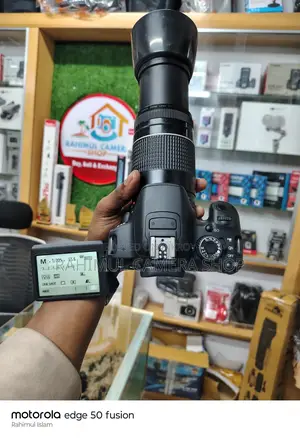 Canon 650D with 75-300 zoom lens