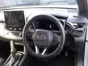 Toyota Corolla Cross Z PKG HARDTOP 2024