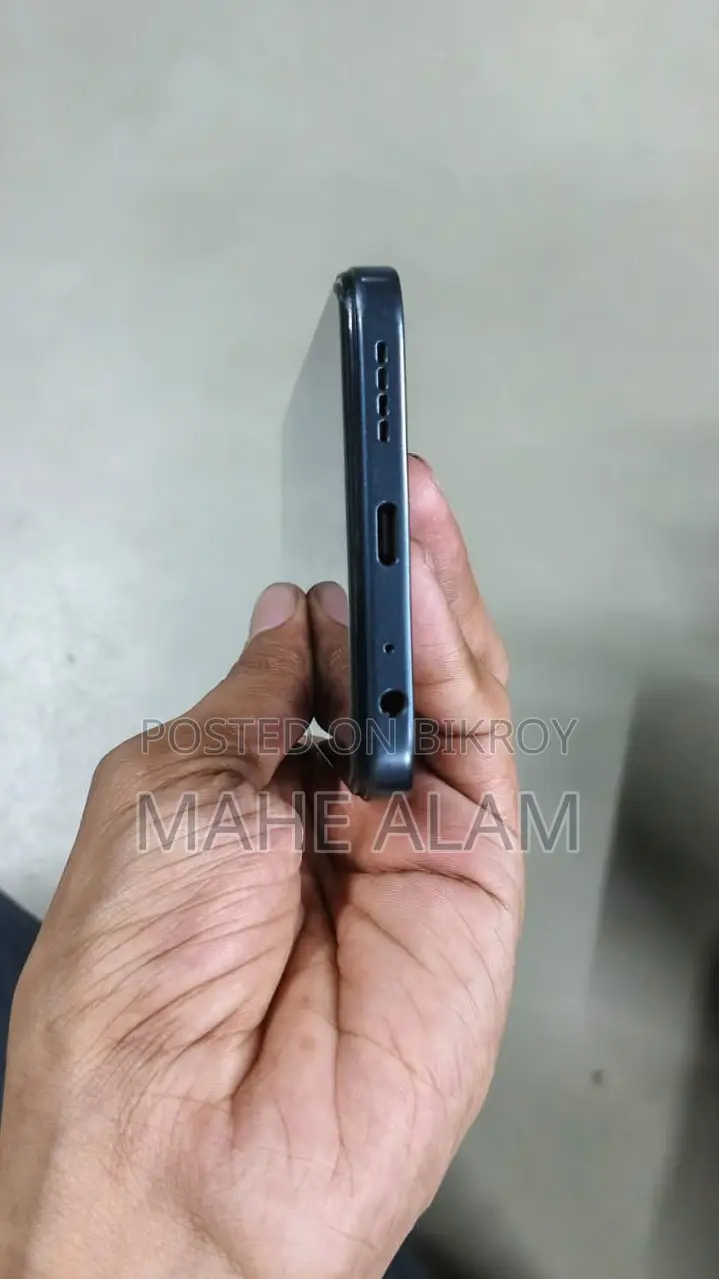 Infinix Hot 60i . (Used)