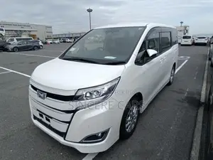 Toyota Noah G PKG HYB 2021
