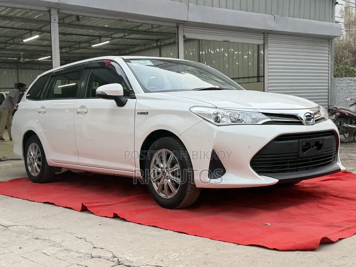 Toyota Corolla Fielder 2020 White