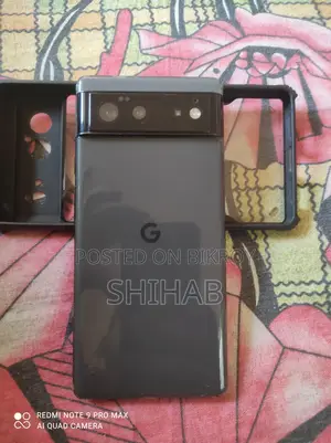 Google Pixel 6 . (Used)