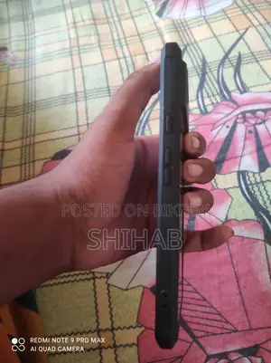 Google Pixel 6 . (Used)