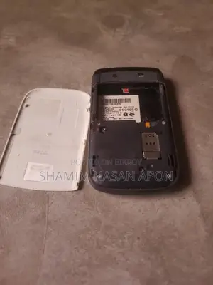 BlackBerry Torch 9800 4 GB White