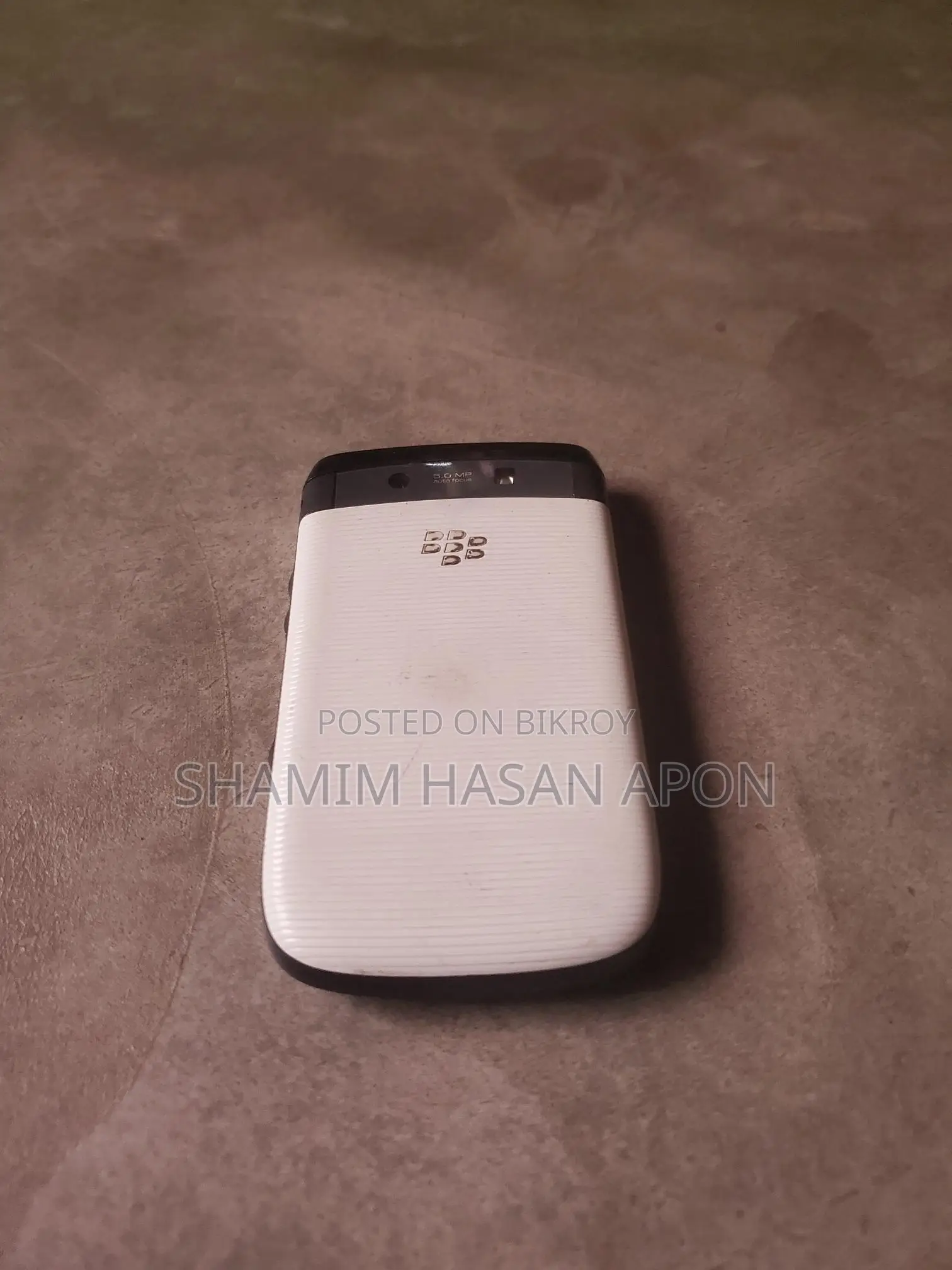 BlackBerry Torch 9800 4 GB White