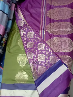 কাতান শাড়ি