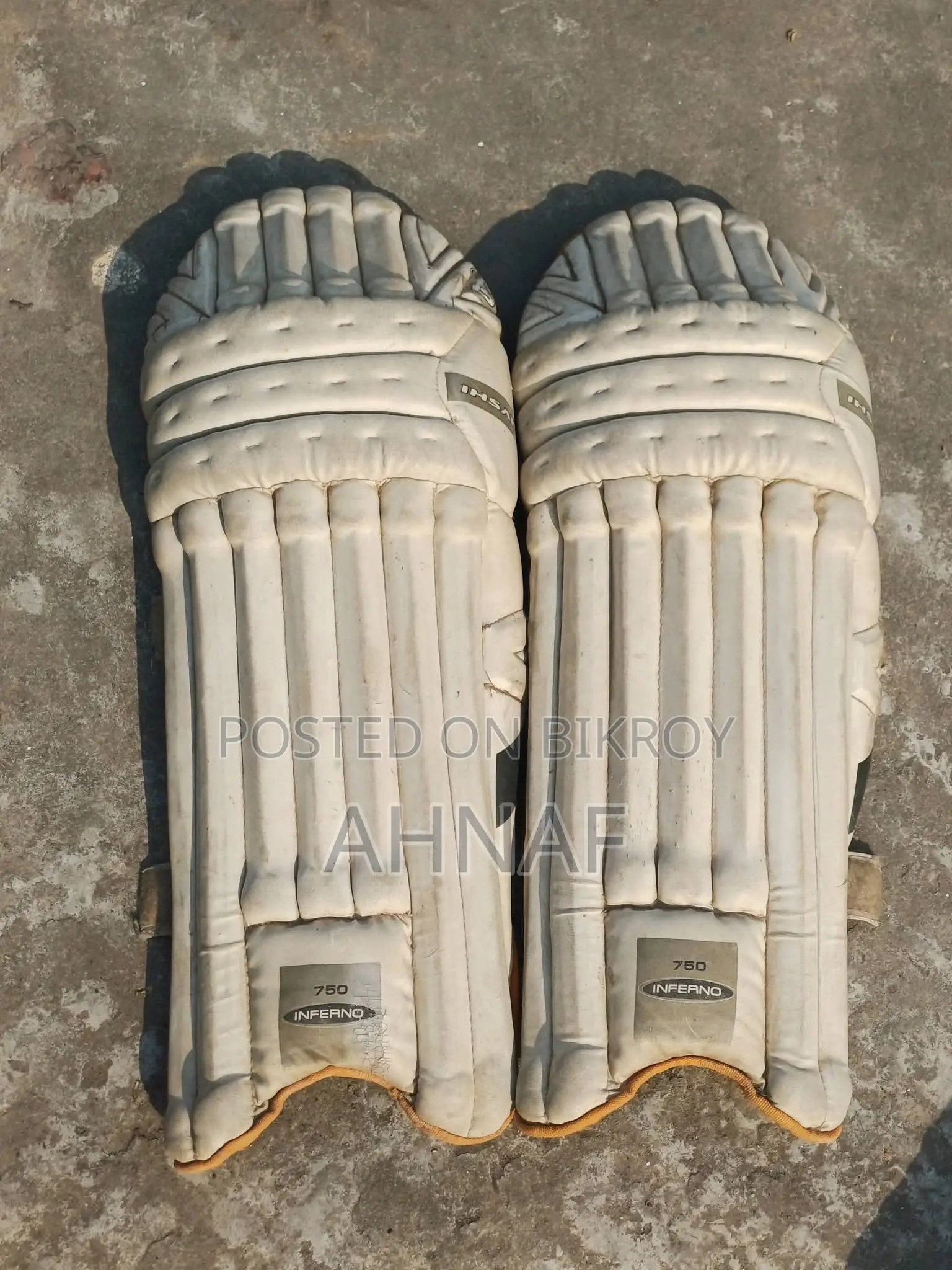 Cricket Accessories