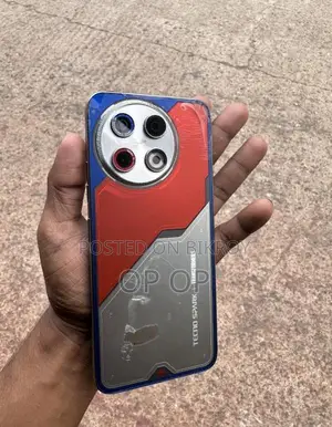 Tecno Spark 30 pro 8/128 (Used)