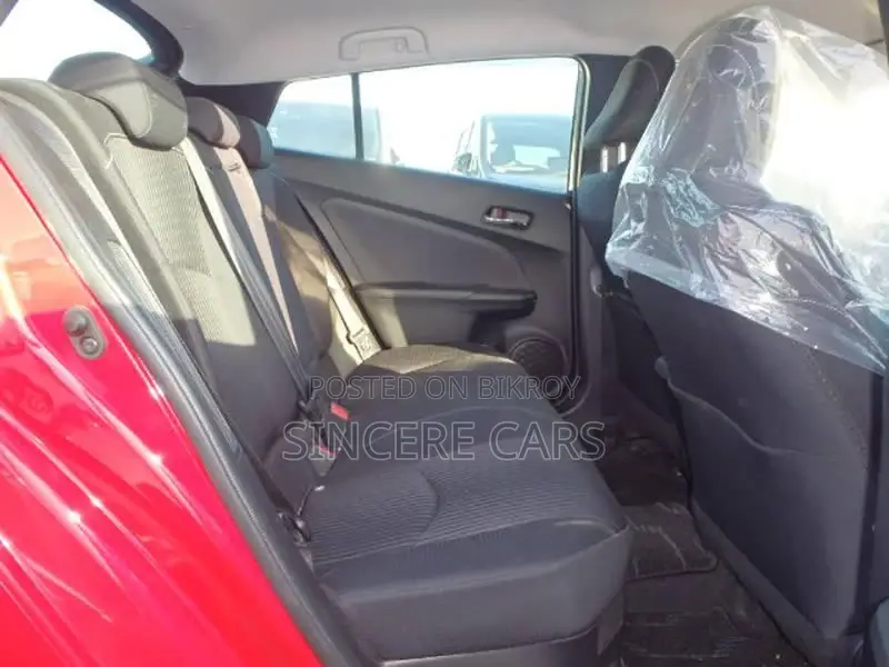 Toyota Prius PHEV S PKG 2019