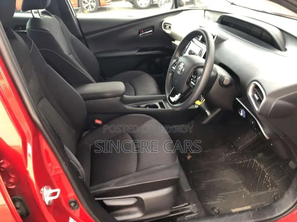 Toyota Prius PHEV S PKG 2019