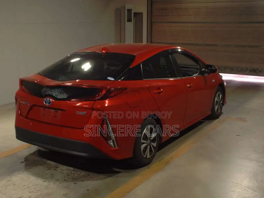 Toyota Prius PHEV S PKG 2019