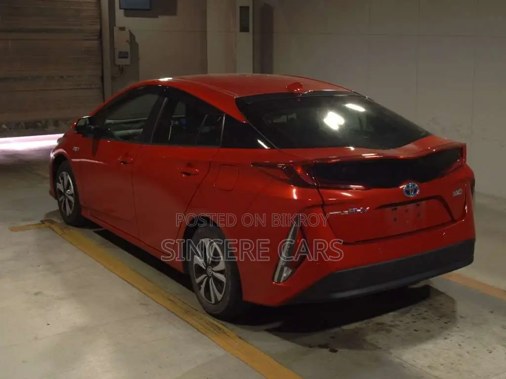 Toyota Prius PHEV S PKG 2019