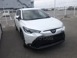 Toyota Corolla Cross G Pearl Hardtop 2021