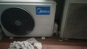 1.5 Ton Midea