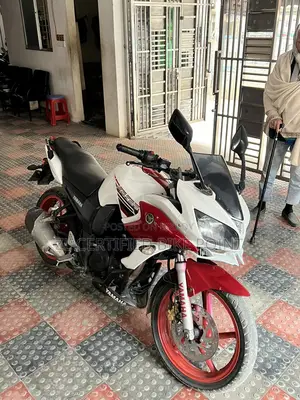 Yamaha Fazer 2011