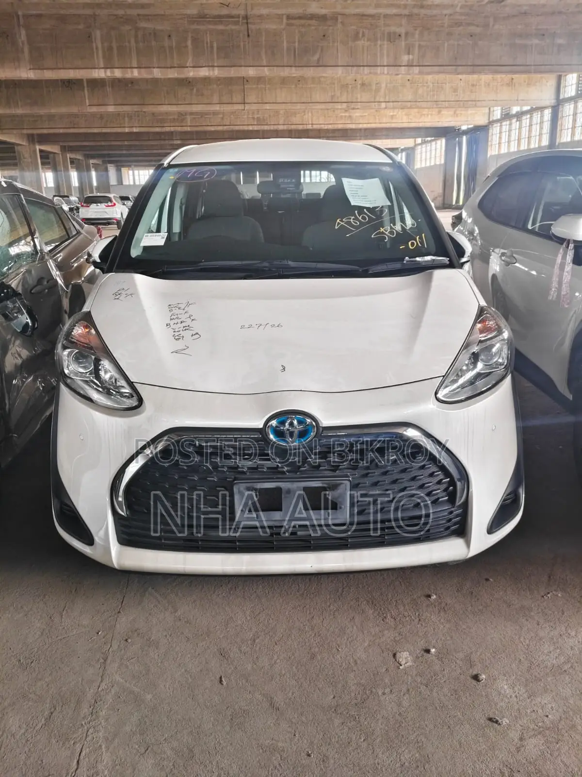 Toyota Sienta HYBRID X PACKAGE 2021