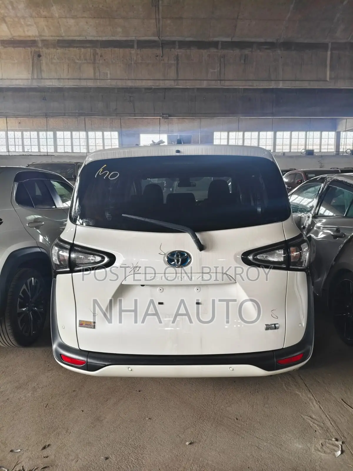Toyota Sienta HYBRID X PACKAGE 2021