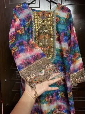 Wanna Sell This Dress