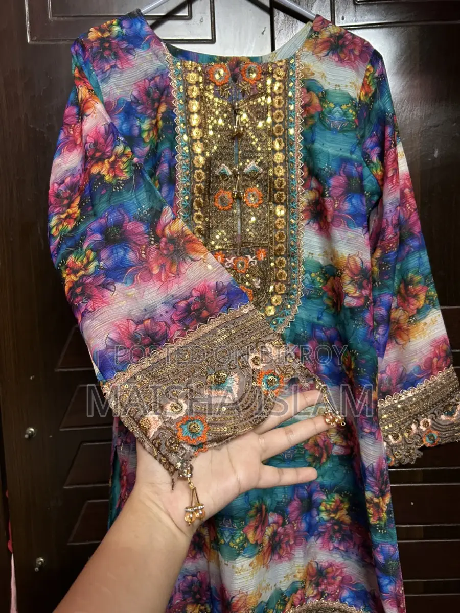 Wanna Sell This Dress