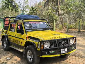 Nissan Patrol y60 2000