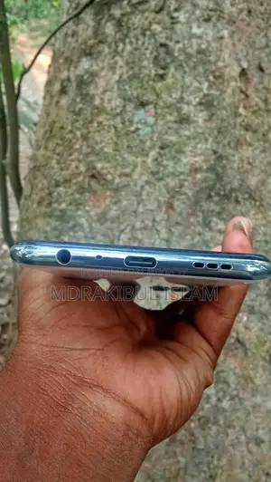 OPPO F17 Pro 8..128 (Used)