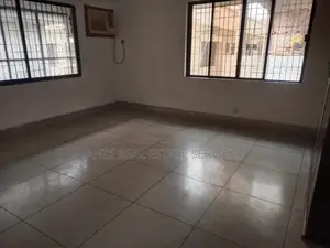 গুলশান ২-এ ভালো মানের ৩ বেডরুমের আনফার্নিশড ফ্ল্যাট ভাড়া