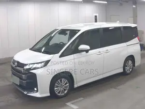 Toyota Noah S-G PKG HYBRID 2022