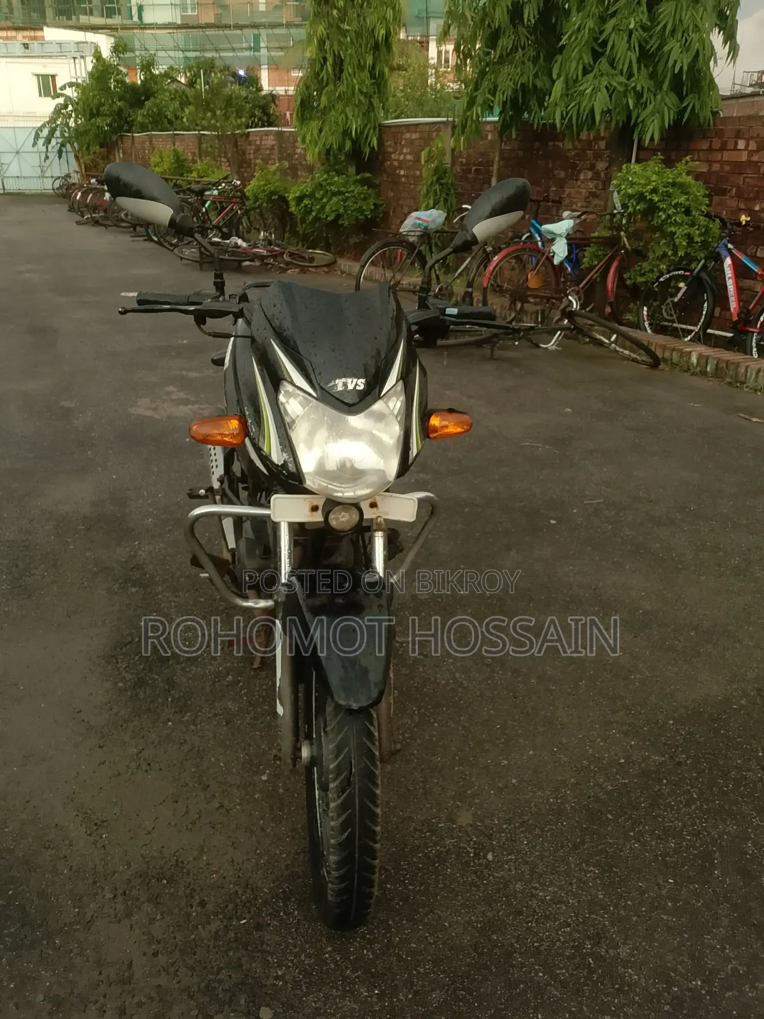 TVS Metro 2015
