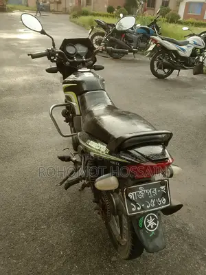 TVS Metro 2015