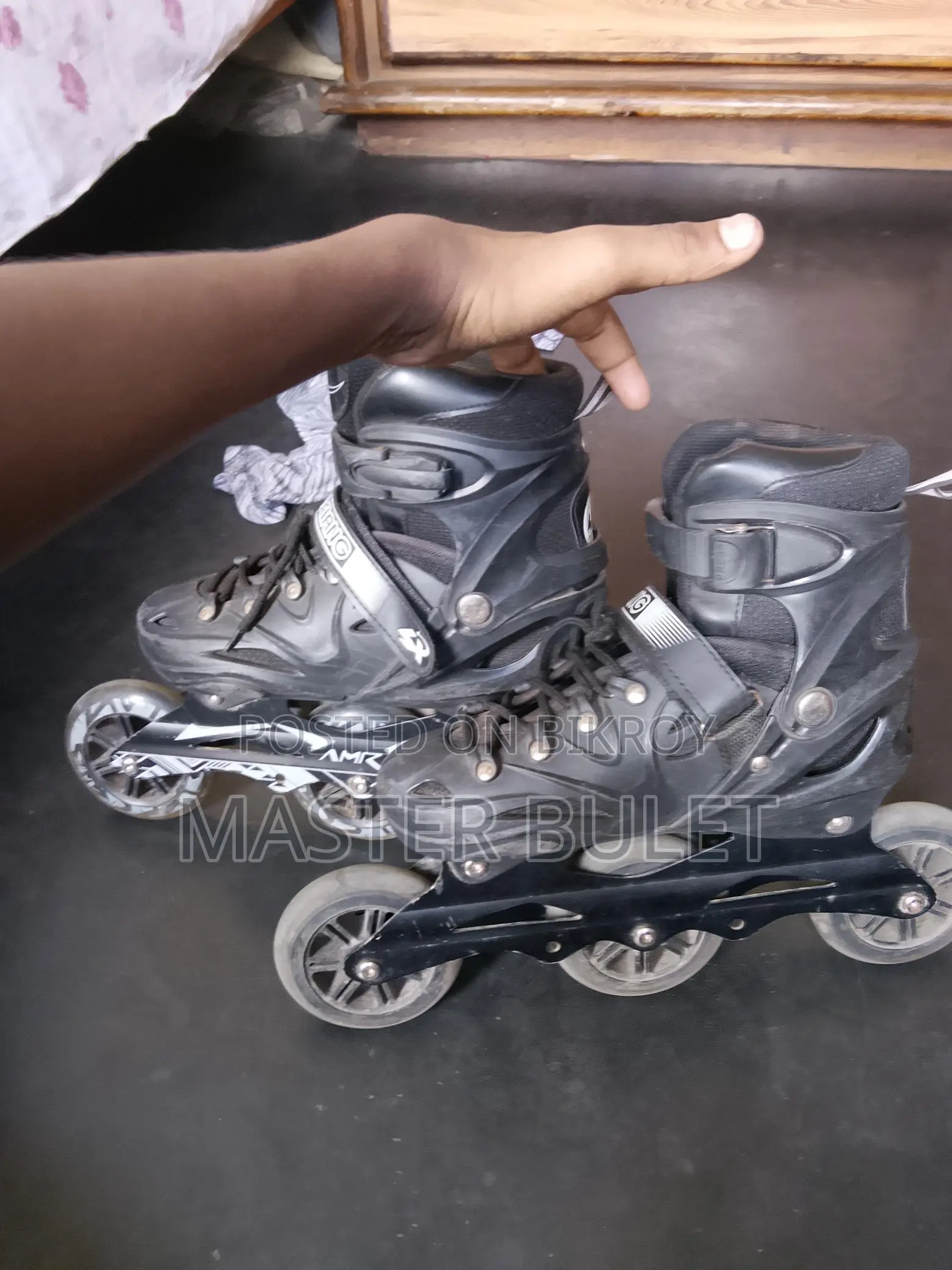 Skating Shoes