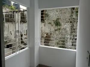 গুলশান ২-এ ২৫০০ বর্গফুটের আনফার্নিশড অফিস স্পেস ভাড়ার জন্য