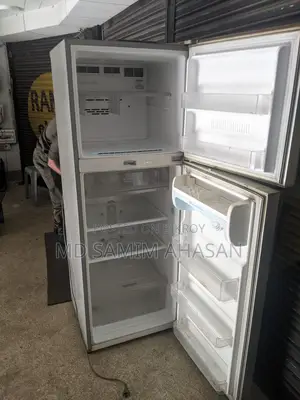 Use Fresh Condition Refrigerator