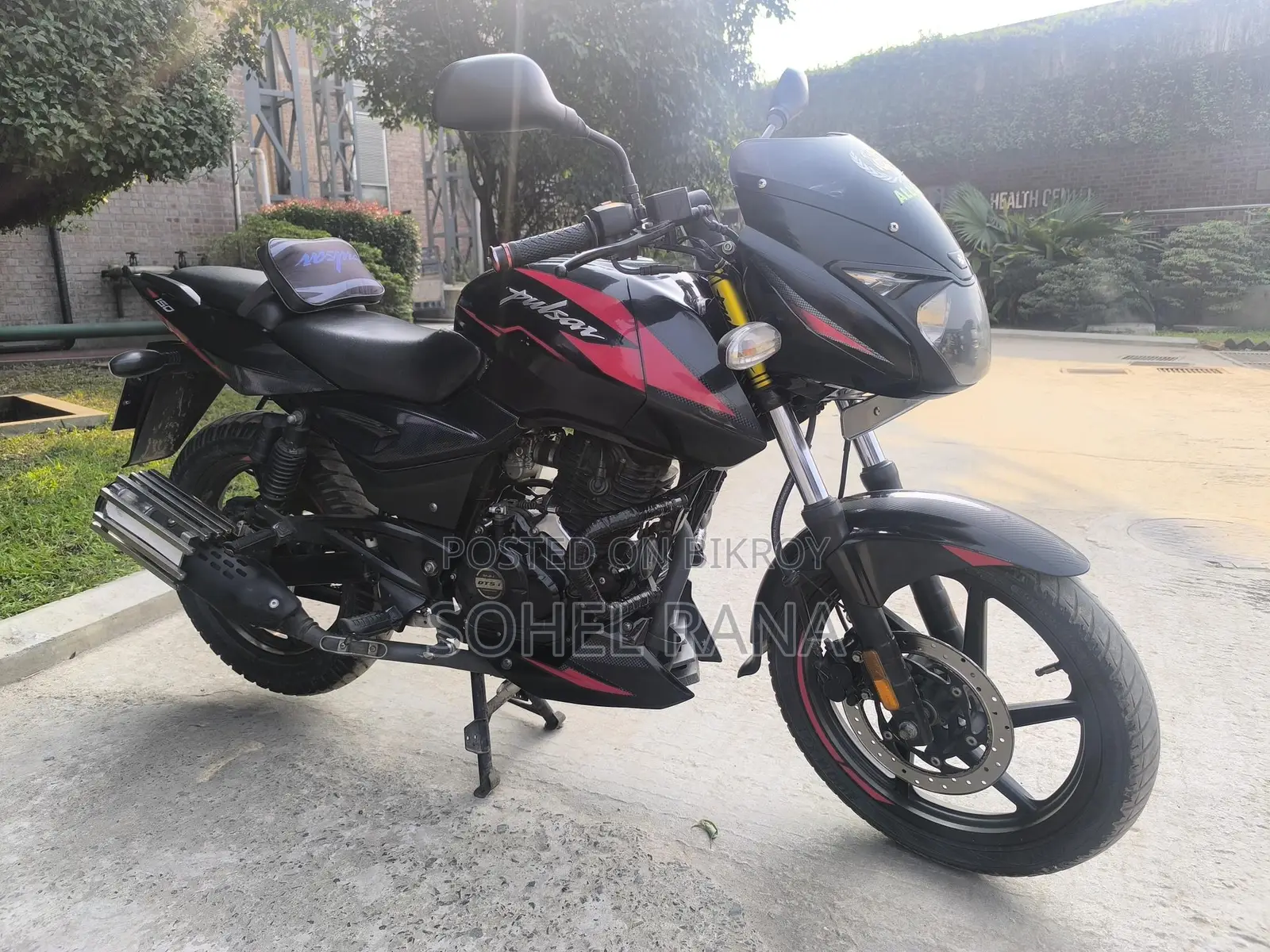 Bajaj Pulsar 150 . 2022