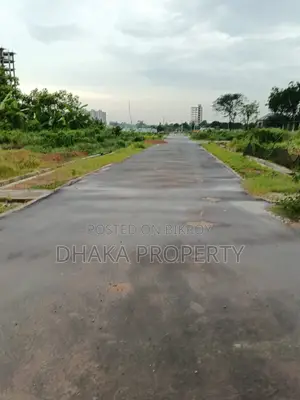 30ft Rd 5 Katha Park South at Sector- 22
