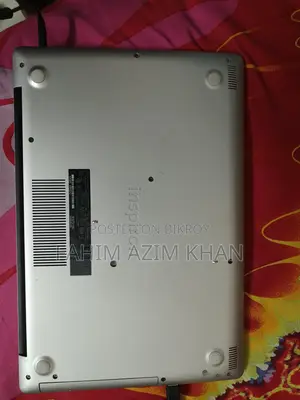 DELL Inspiron 3582
