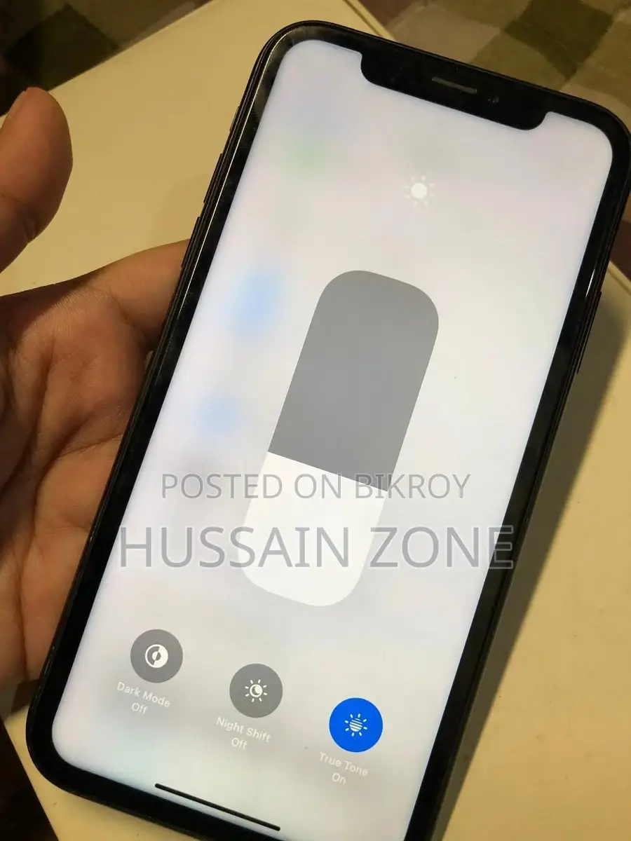 Apple iPhone XR 128GB (Used)