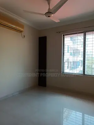 Exclusive Flat For Rent In Baridhara