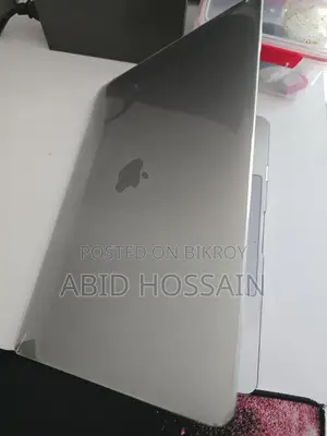 Macbook Pro 2017 Sell Post