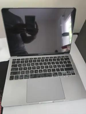 Macbook Pro 2017 Sell Post